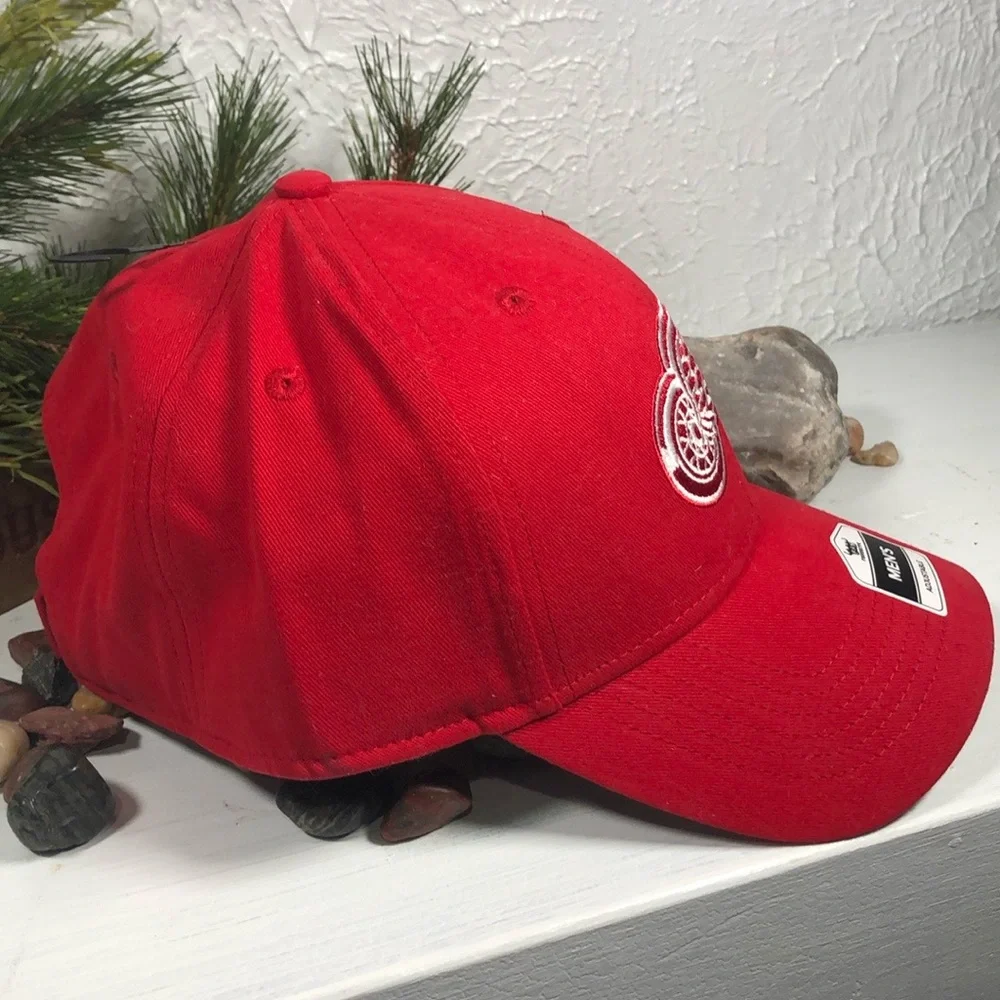 Detroit Redwings NHL Hockey Hat NWT Sports Ice Hockey Hat Detroit Redwings Hat